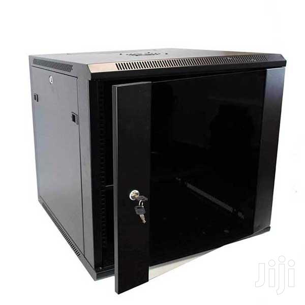 12u-600x600-wallmount-data-cabinet